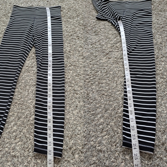 Athleta Black White Striped Workout Exercise Leggings XS - Picture 9 of 10